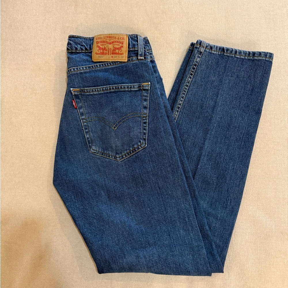 Levi's 505 Vintage Men's Straight Jeans in Deep Blue with Red Tag